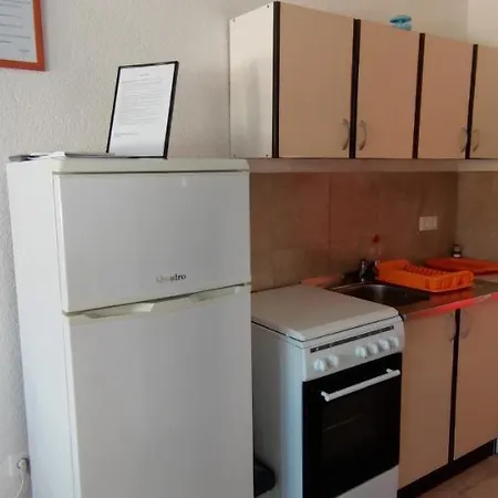 Godinic Apartamento *